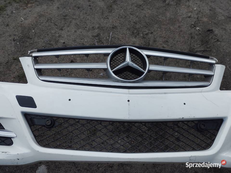 Zderzak przedni Mercedes W204 LIFT osobowe Międzychód sprzedam