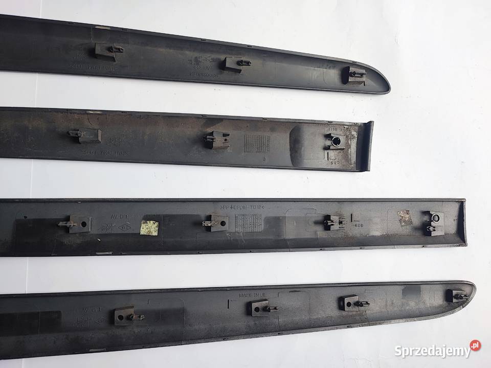 Listwa drzwi Renault Modus lift listwa boczna Karoseria Lipno