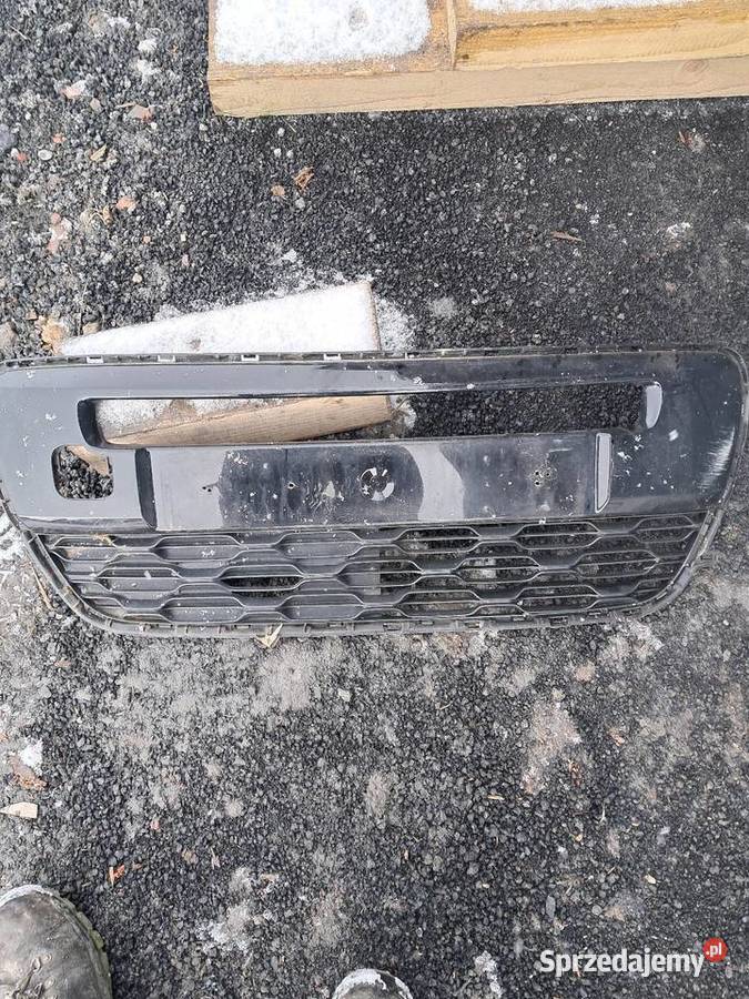Zderzak przedni citroen c1 2 manualna