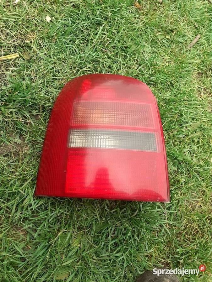 Lampa tył lewa Audi A4 B5 Avant przedlift Rok produkcji 1996 Siedliszcze-Osada