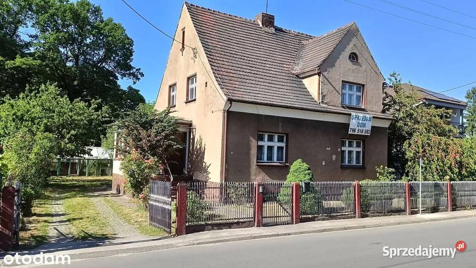 Sprzedam Dom z 2 Mieszkaniami i 2 Garażami, ul.Rajska,Zielona Góra