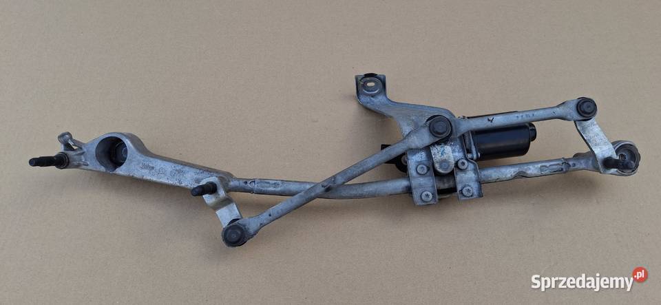 MERCEDES BKLASA W246 MECHANIZM WYCIERACZEK Bieleń