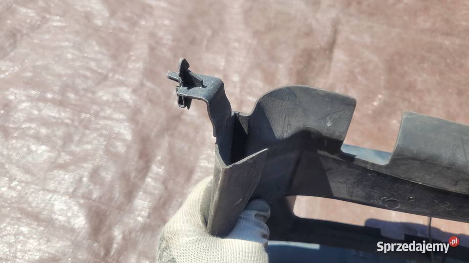 BMW F30 F31 F20 F21 KIEROWNICA WLOT POWIETRZA