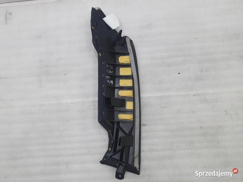 BOCZEK KANAPY TYŁ PRAWY AUDI A4 B8 8T0857792 osobowe