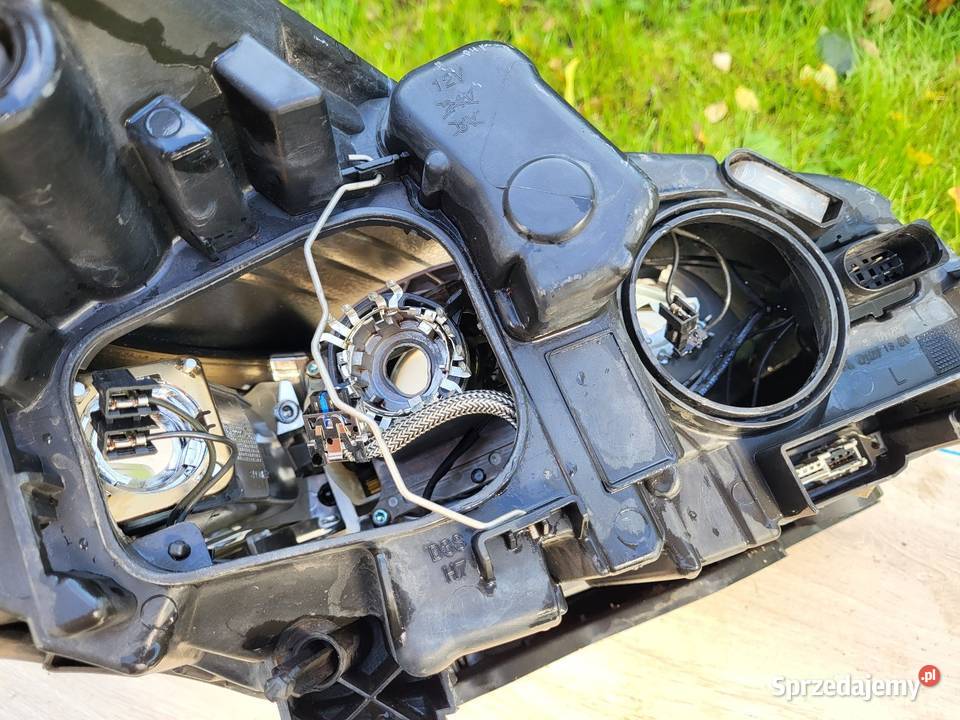 Ford Kuga II MK2 Lampa Przód lewa reflektor Lampy przednie Pobiedziska sprzedam