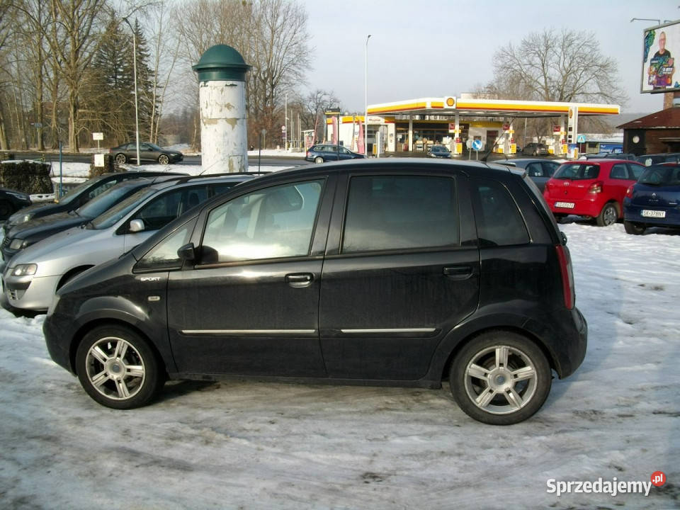 Fiat Idea stan Mały przebieg VAT marża Katowice