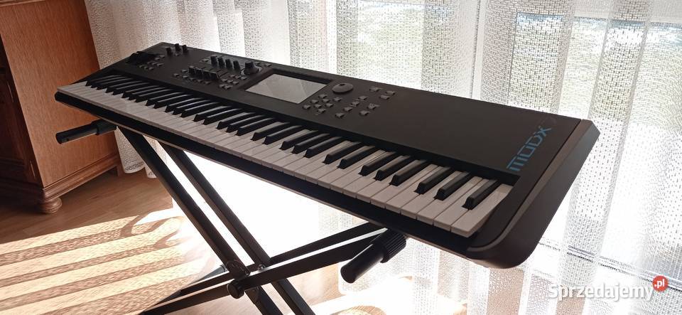 Yamaha MODX7 dodatki Olszak Pack kufer statyw Fajsławice