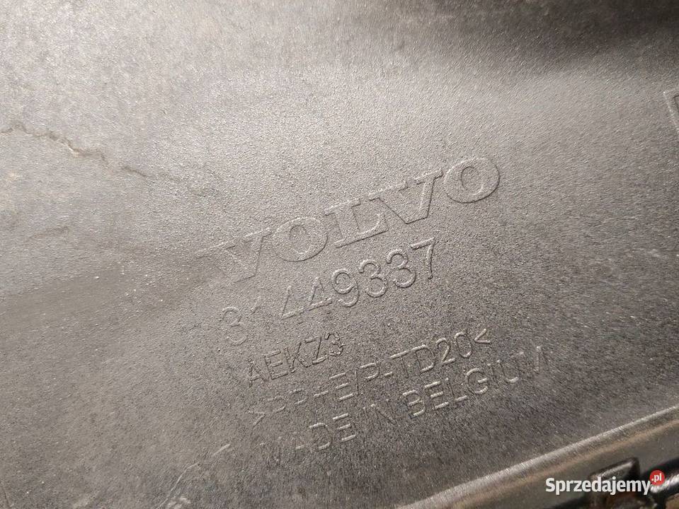 VOLVO XC40 NAROŻNIK ZDERZAKA PRAWY TYŁ 31449337 osobowe Pleszew