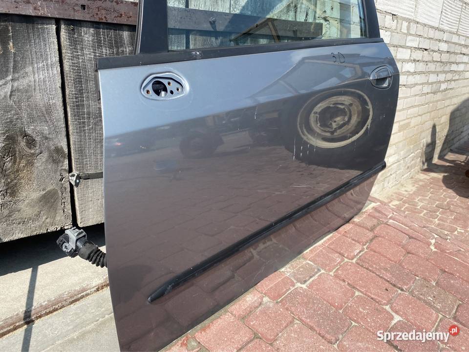 Fiat Grande Punto Drzwi Lewe Przód Przednie 3D