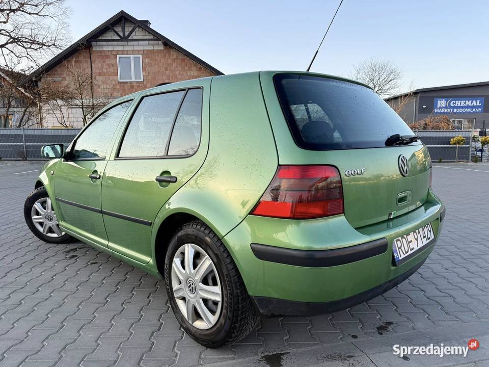VW Golf 4 14 Benzyna 2000r Ładny Zadbany zielony podkarpackie