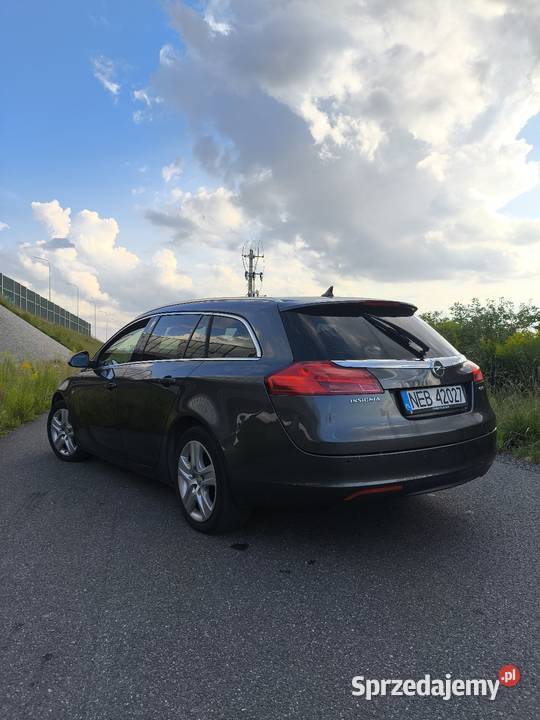 Opel Insignia 10 lat w rodzinie ABS sprzedam