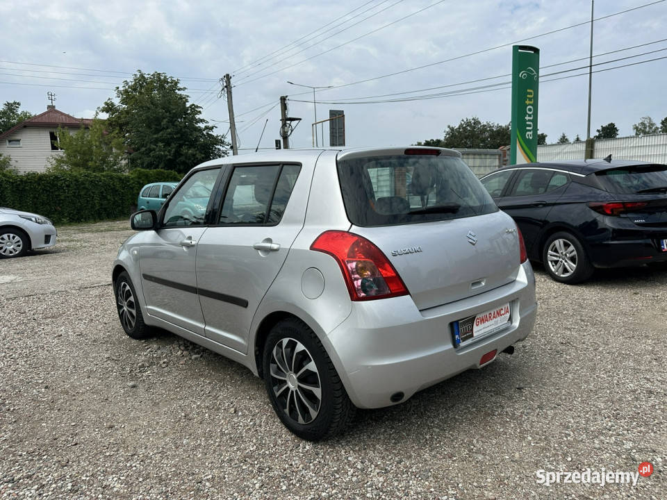 Suzuki Swift 13 92 GAZ LPGKlimatyzacjaSalon Warszawa sprzedam