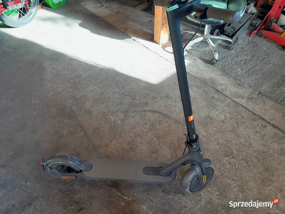 Hulajnoga elektryczna mi com 250w