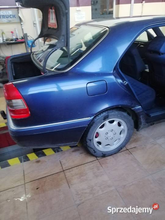 Mercedes w202 25 td 1996 r sedan manualna Łosice