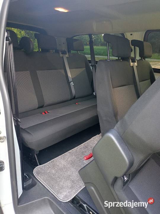 Opel Vivaro 9 osób mały przebieg Vivaro Głodno sprzedam