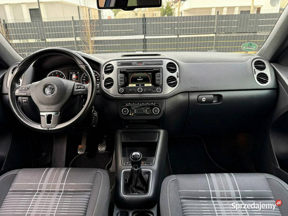 Volkswagen Tiguan 14 125 Lounge Navi Kamera serwisowany w ASO Radom