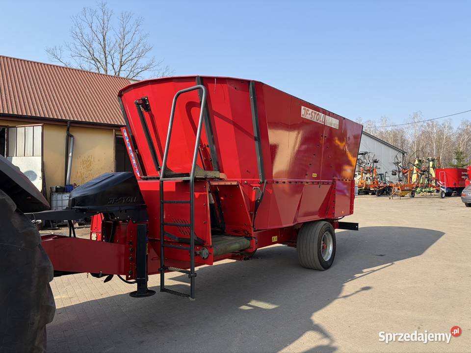 Wóz paszowy paszowóz Kongskilde JF VME 20 Stoll Myszyniec