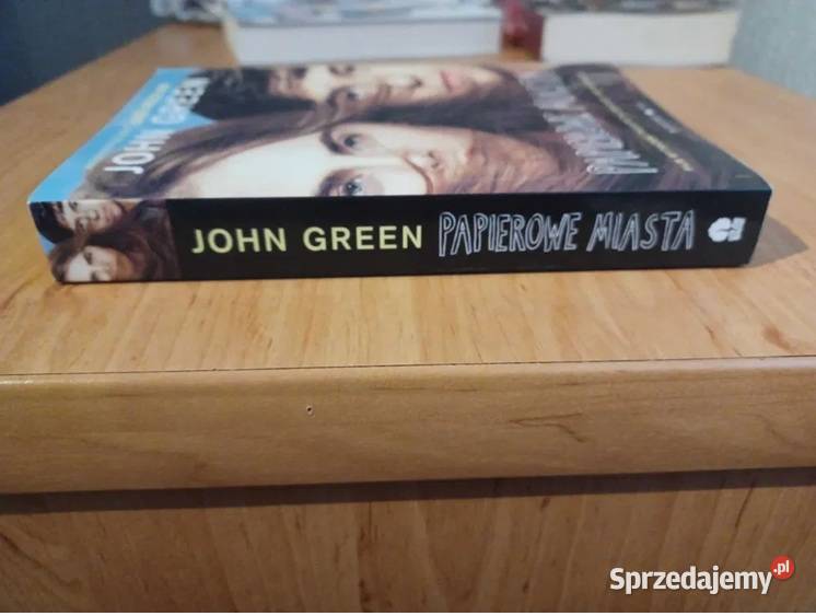 NOWA KSIĄŻKA Papierowe miasta miękka Hajnówka