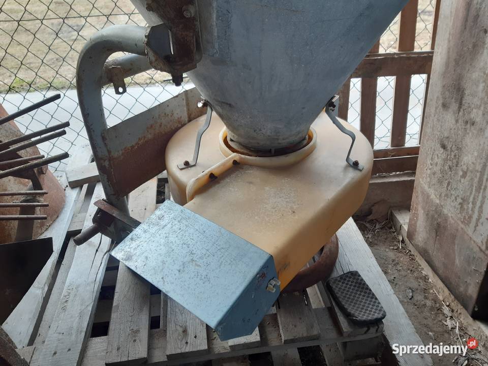 Przystawka sadownicza do rozsiewacza nawozów nieuszkodzony lubelskie Janów Lubelski