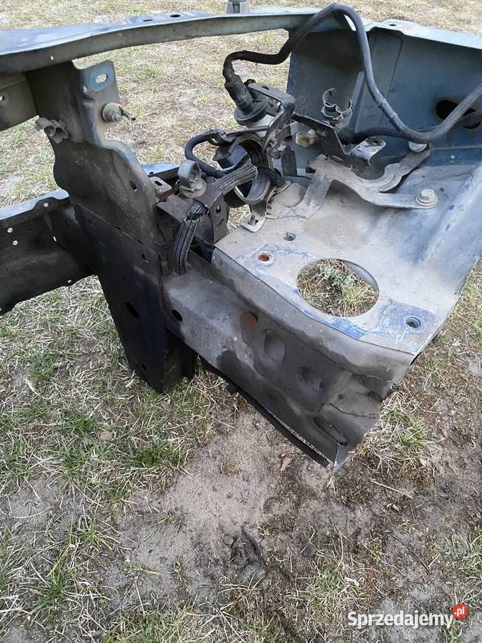 Podłużnica prawa Dacia Duster 1317 osobowe Grudziądz