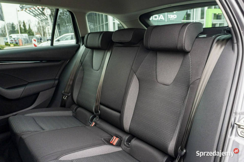 koda Octavia Combi Edition 130 Essence 20 TDI Łódź