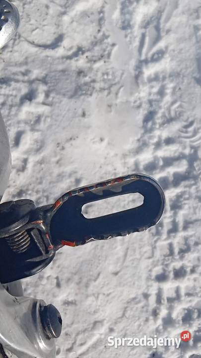 Kpl podnozkow kierowcy do Yamahy dt 50 roczniki sprzedam