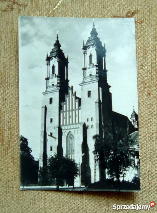 POZNAŃ WIDOK NA KATEDRĘ POŁOŻONĄ NA OSTROWIE Piszczac