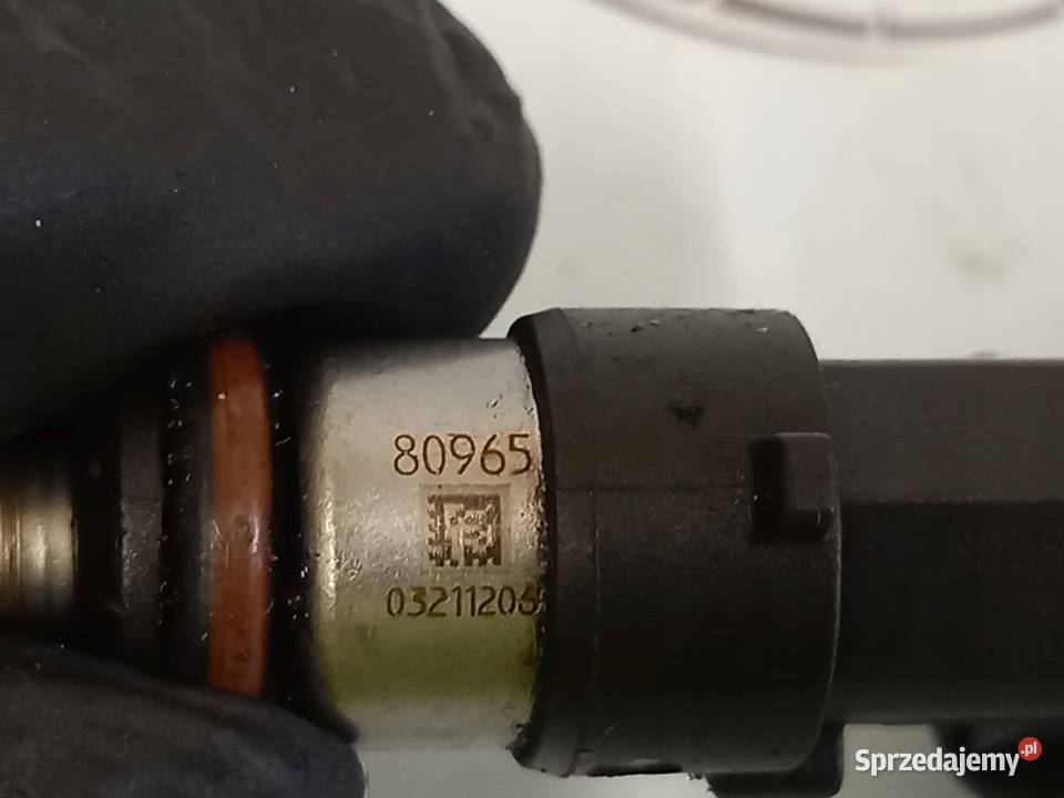 VOLVO C30 07r 25 TURBO B5254T3 220 wtryskiwacz