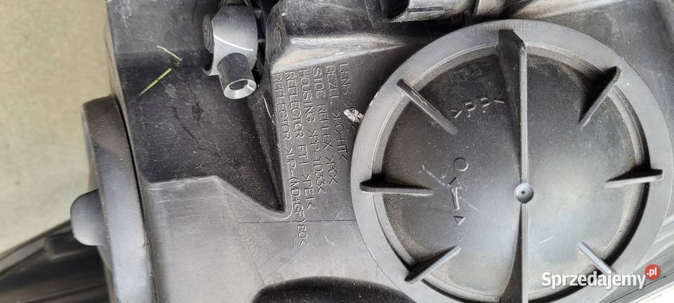 Ford Fiesta mk7 lampa przednia USA Olsztyn