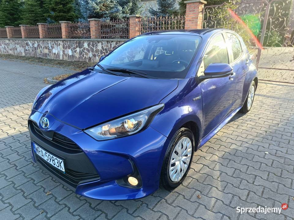 Toyota Yaris Hybrid 15 VVTi Comfort 2022r nowy Pionki sprzedam
