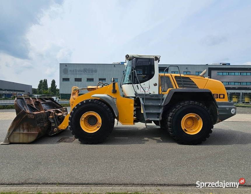 Uzywana Ladowarka kolowa Liebherr 580 Biała Podlaska sprzedam
