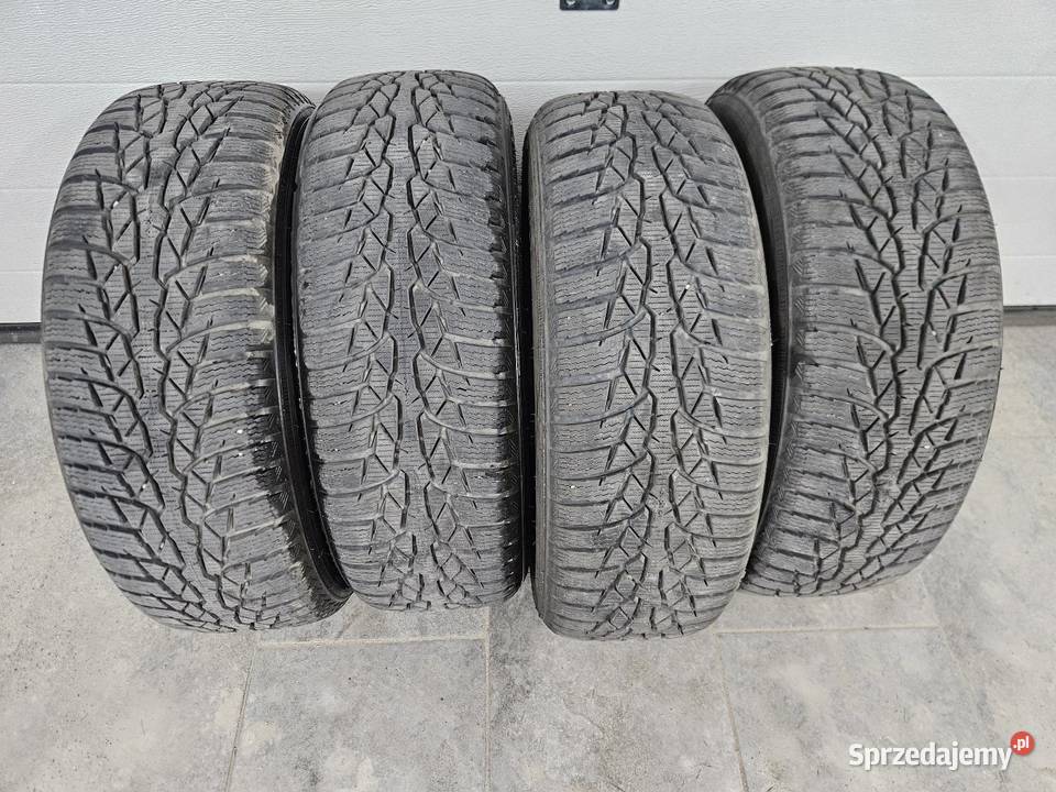 Opony zimowe zimówki 4 Nokian WR D4 17565R15 Samochodowe Łomianki