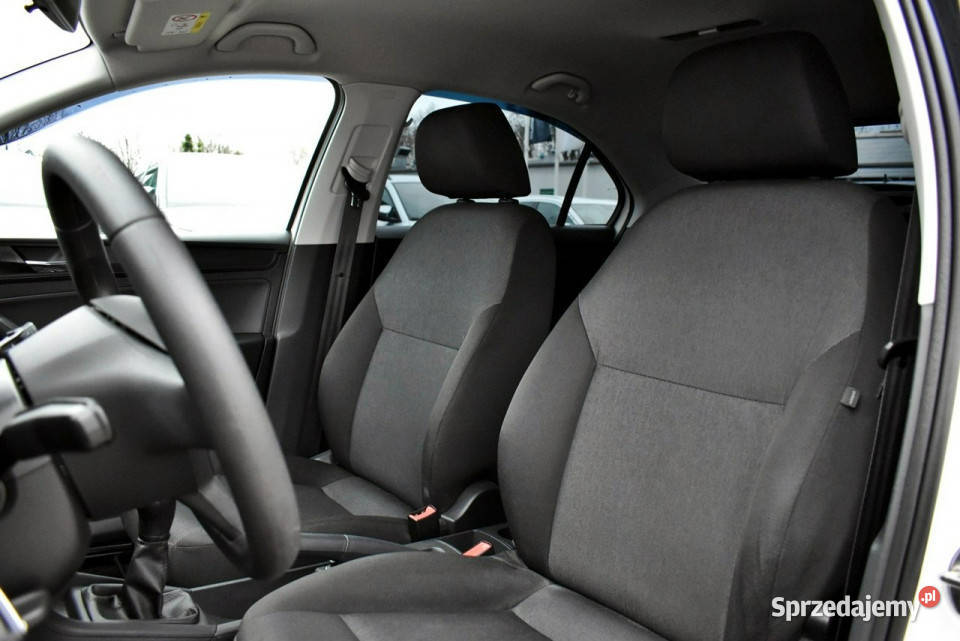 koda RAPID Bezwypadkowy Salon Polska Serwis ASO ASR (kontrola trakcji)