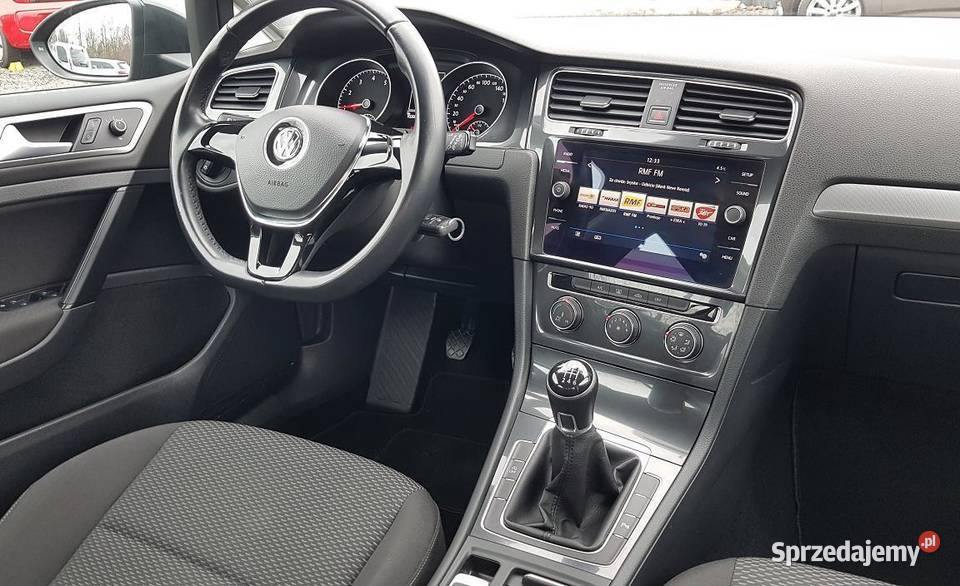 Volkswagen Golf VII TSI 110 LIFTING Kombi Salon