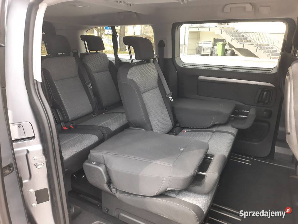 Toyota Proace Verso 8osób 20D4D177 Long VIP 9tkm światła do jazdy dziennej Jaśkowice