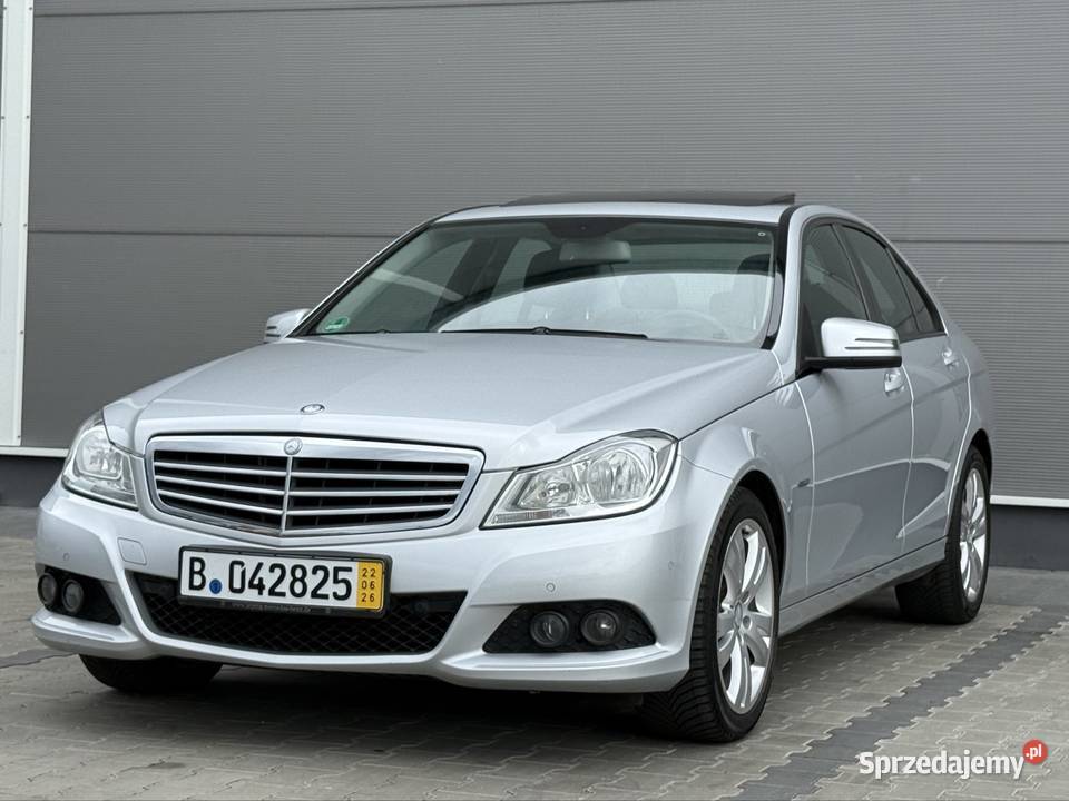 Mercedes C180 CGI 156 AutomatPDCSzyberdachNiemcy 1796cm3 sprzedam