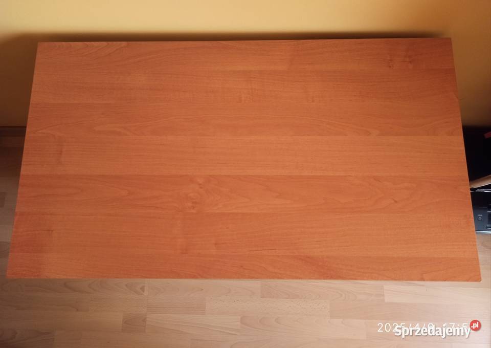 Używane biurko w kolorze olchy 50x90x77 lubelskie