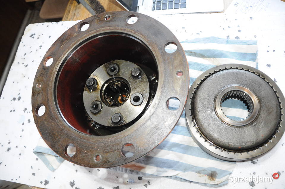 Ładowarka kołowa atlas 46 52 bęben hamulcowy pomorskie Sierakowice