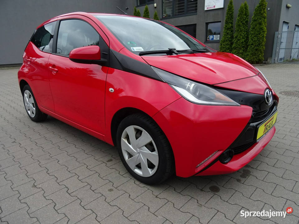Toyota Aygo 10 VVI XPLAY Samochód w super stanie Łódź sprzedam