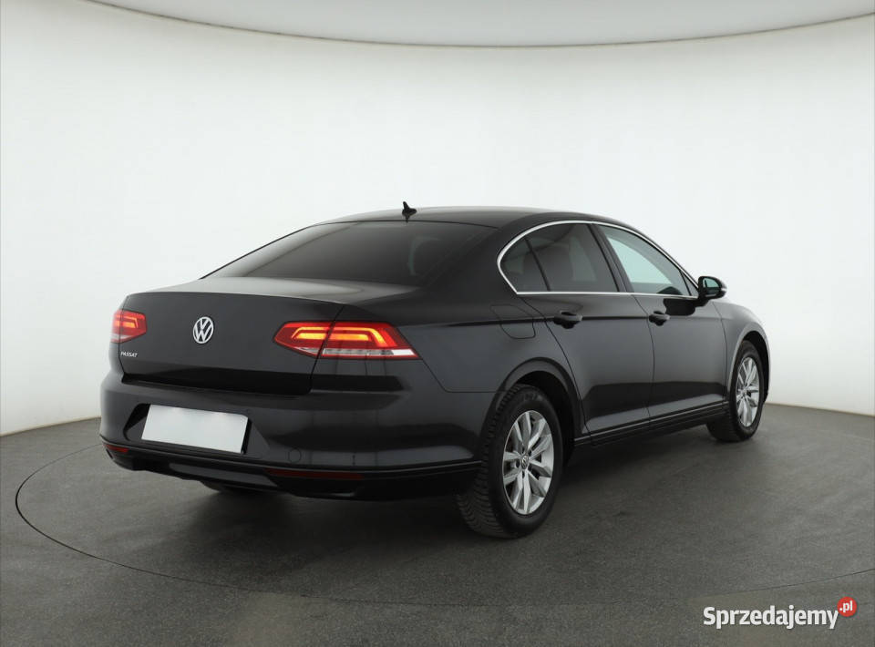 VW Passat 20 TDI 1968cm3 mazowieckie Piaseczno