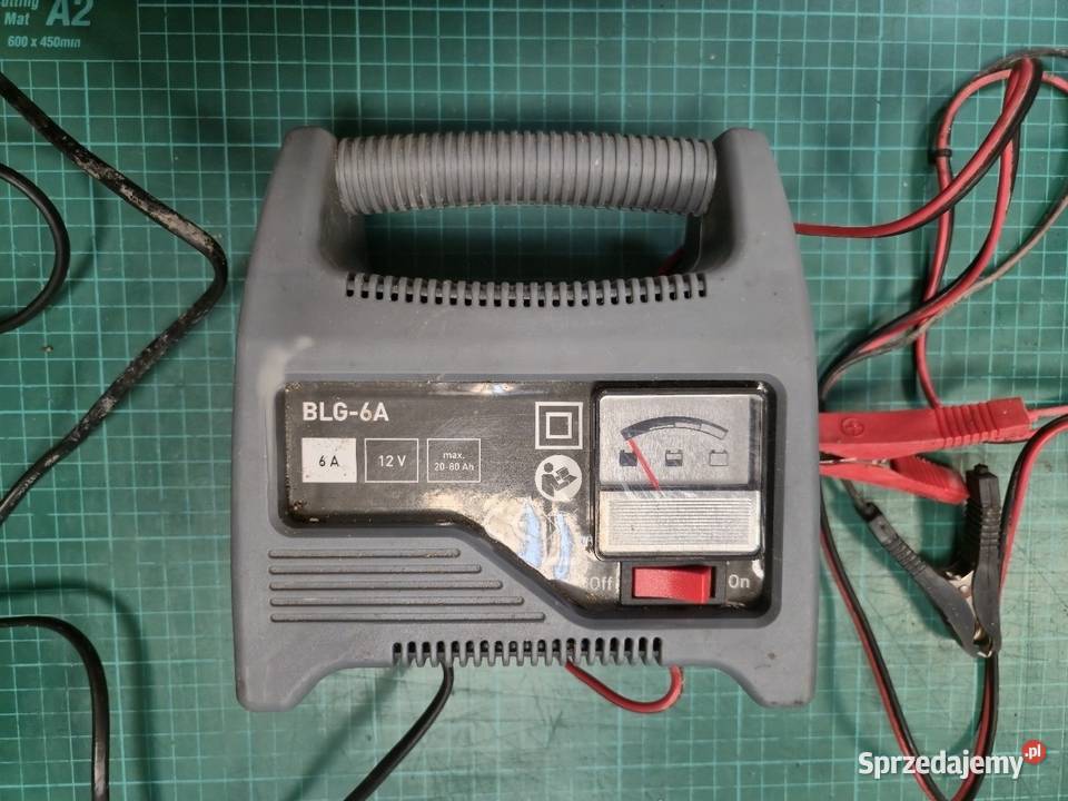 Prostownik samochodowy BLG6A sprzedam