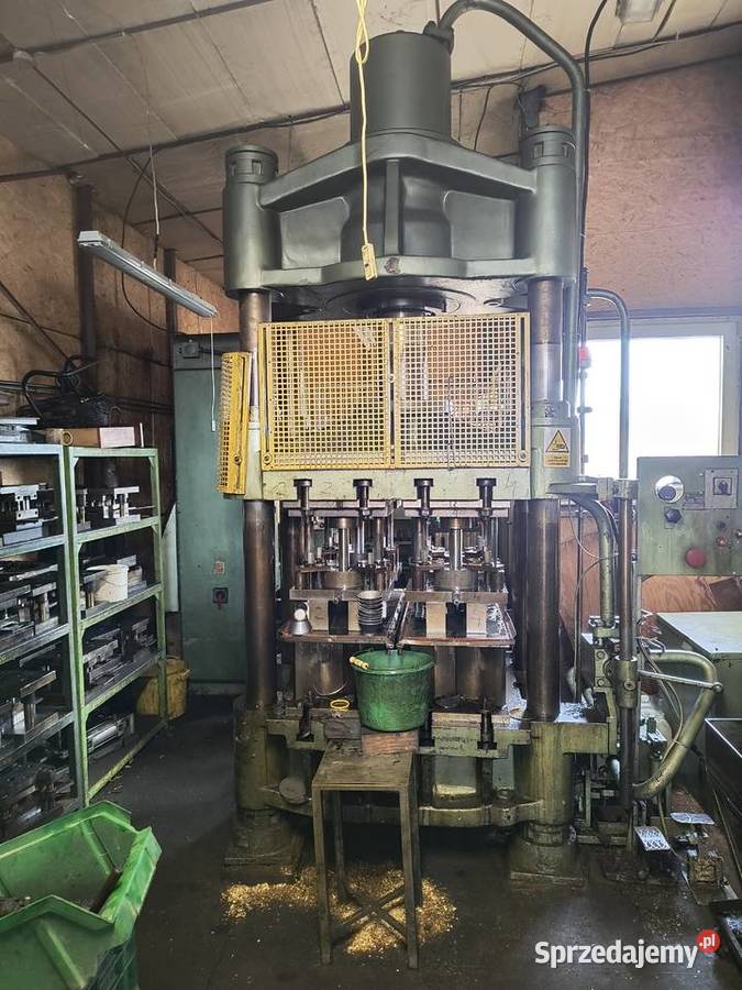 Prasa hydrauliczna czeska 250ton TOS Trecin łódzkie Łódź