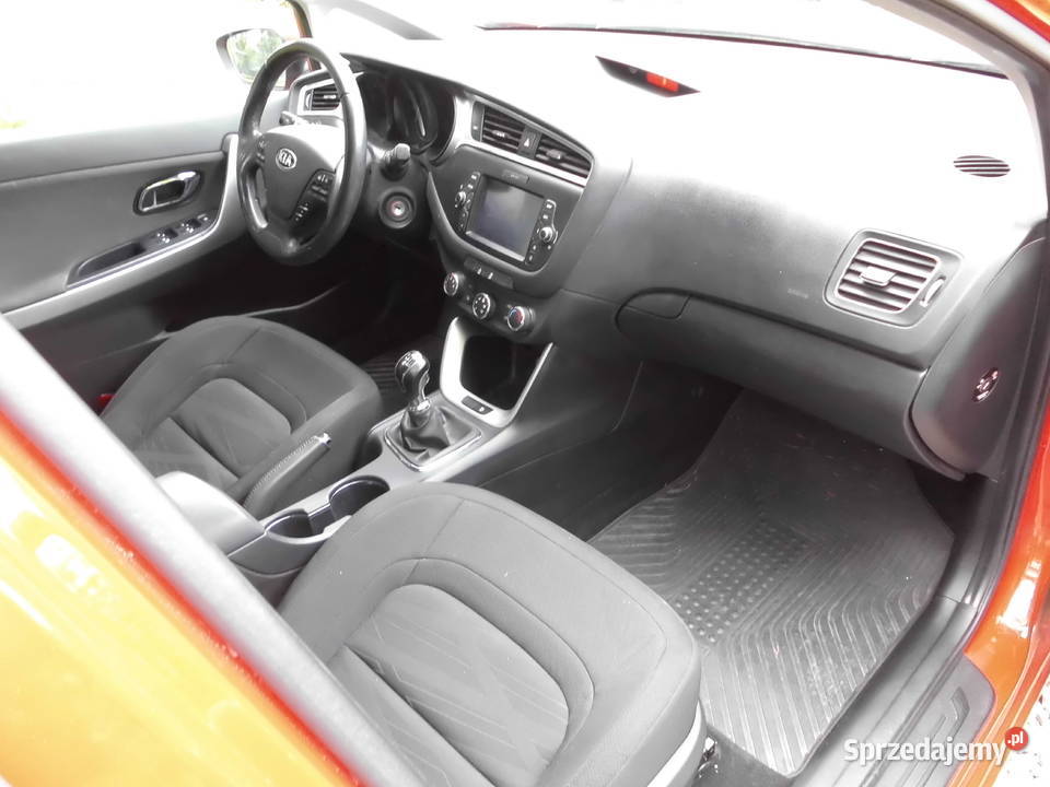 KIA CEED COMBI 2016r 14 benzyna NAVI48000 Cee'd SW Bochnia