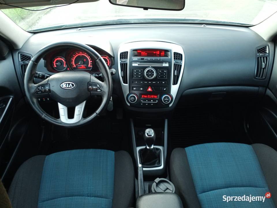 Kia Ceed Lift 16crdi opłatach Serwis podgrzewane fotele Łuków