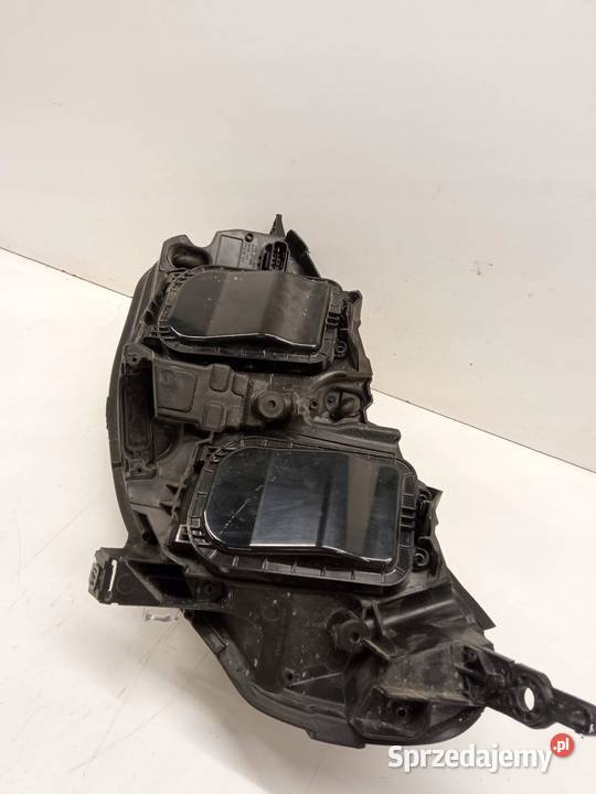 LAMPA PRZÓD PRAWA EUROPA Peugeot Expert III 2016