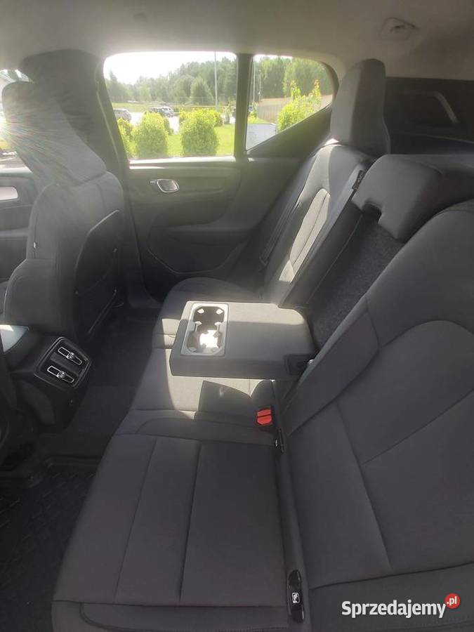 Volvo XC40 T3 1477 cn3 Benzyna 120kw 163 serwis Żukówko