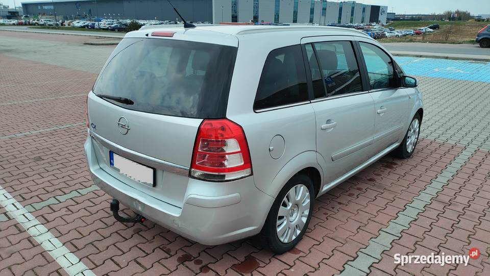Opel Zafira B lifcie 18BLPG 140 7os Silnik