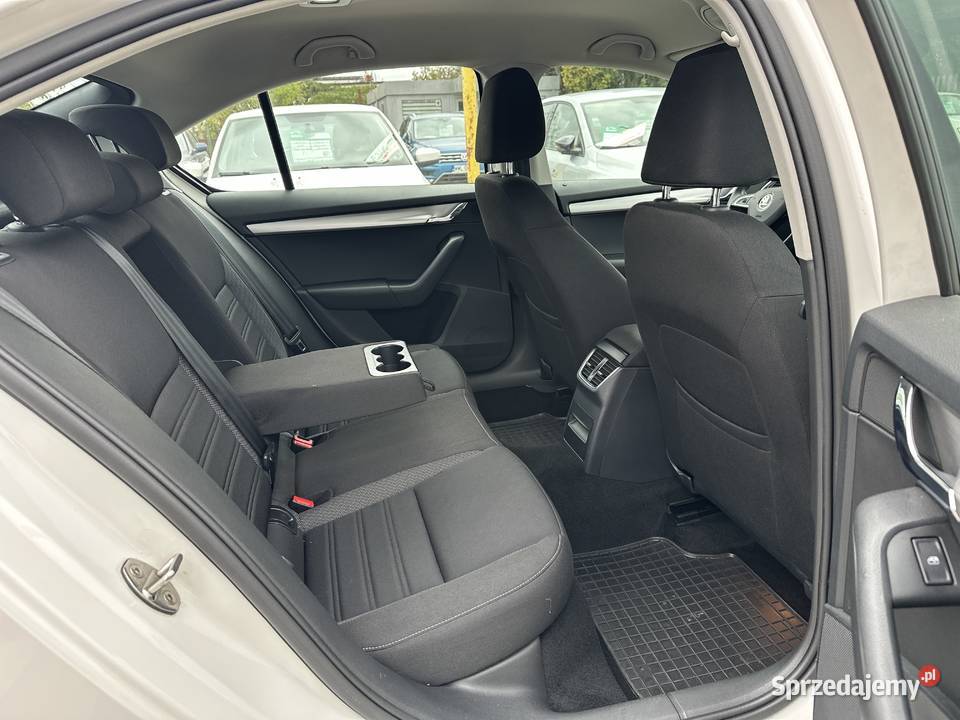 koda Octavia 10TSI 115Salon IWŁFV23 Kredyt isofix mazowieckie Warszawa
