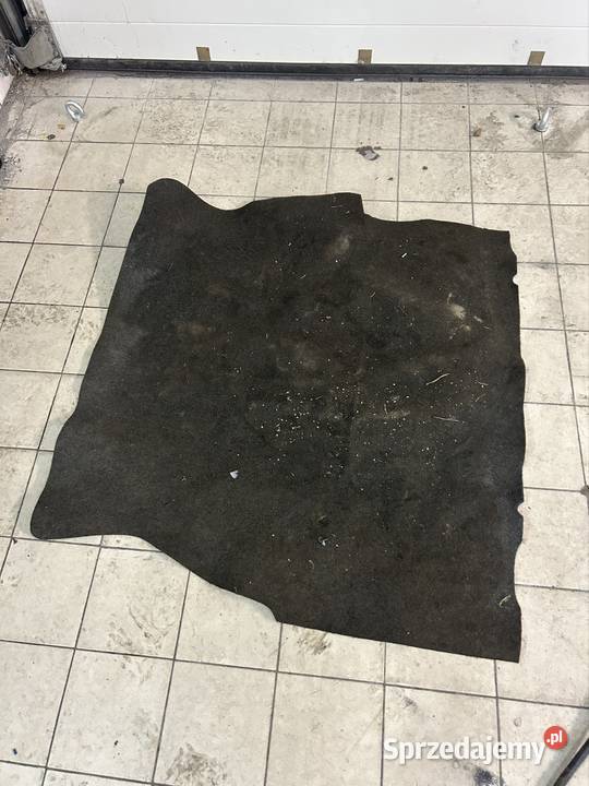 Wykładzina bagażnika e30 coupe wąska komplet lubelskie Lublin