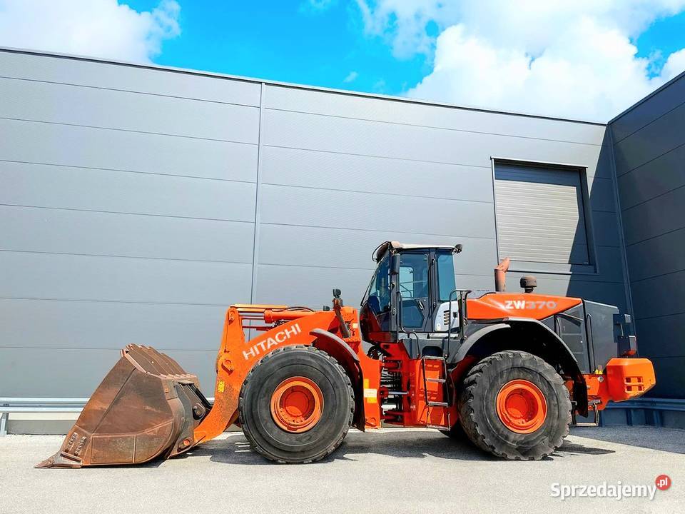 Ladowarka kolowa Hitachi ZW 3705 B Koparko ładowarki